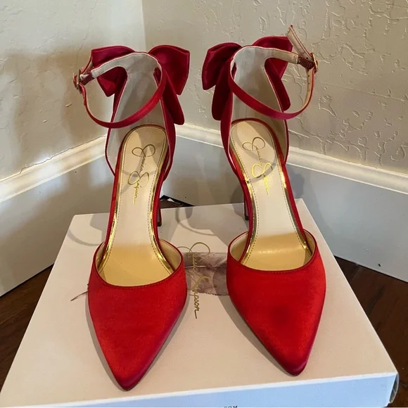 Jessica Simpson Red Satin Heels with Bow - Picture 5 of 12